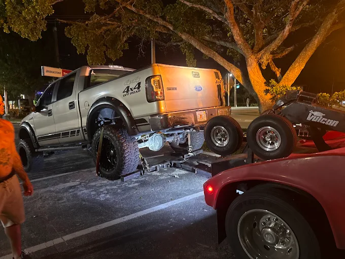 Roadside Zilla towing and roadside assistance service in Boynton Beach, Florida